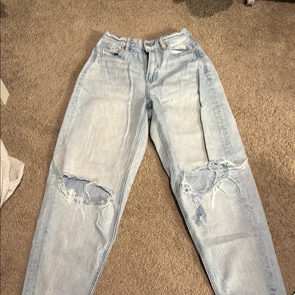 American Eagle Outfitters Blue Boyfriend Jeans Distressed Relaxed Fit
